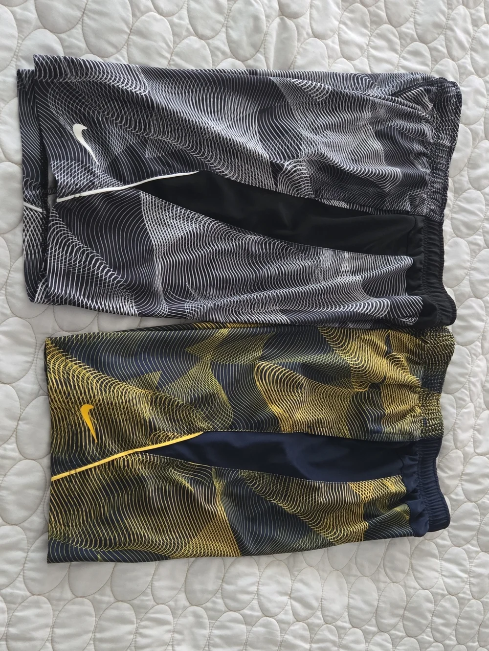 Nike blue yellow